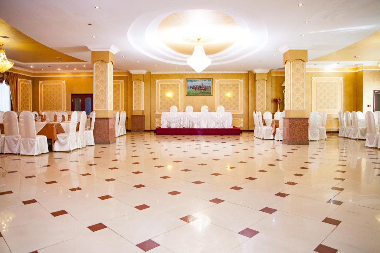 Ak Samal Hotel Karagandy 외부 사진